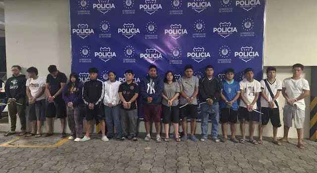 Operativo contra La Raza