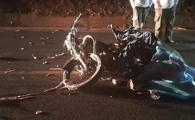 Motociclista fallecido