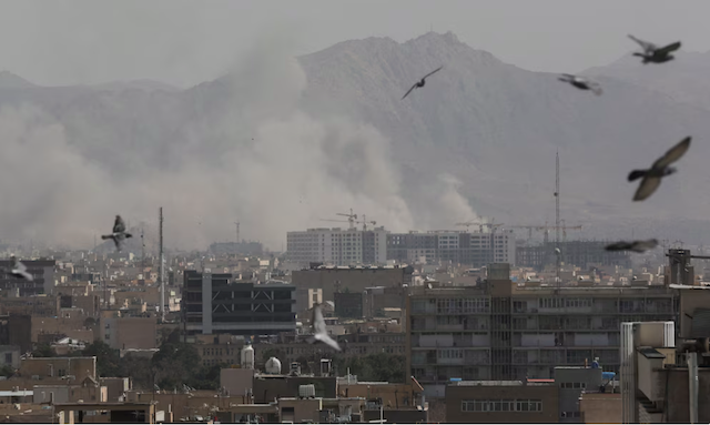 Irán atacado po EUA e Israel 28-02-2026