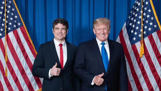 Joe Kent y Donald Trump copia