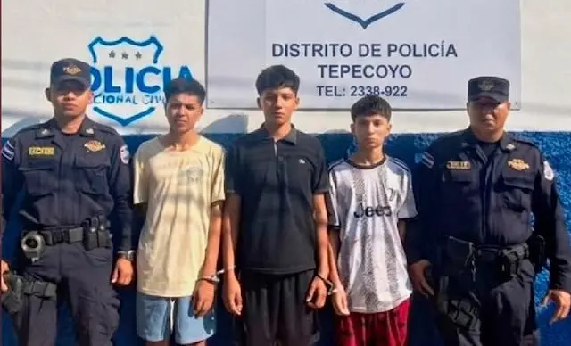 José Alexander Villatoro Hernández, 22 años, Andrés Antonio Cruz Murcia, 18, Cristofer Alexander Panameño Valencia, 17, posesión y tenencia de drogas