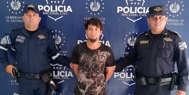 Javier Isaías Rivas Trejo, 24 años de edad, amenazas agravadas y limitación ileegal a la libertad de circulación de personas