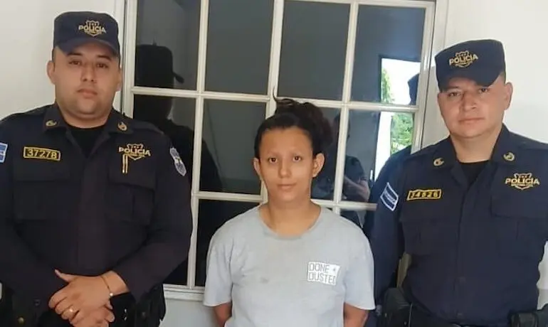 Dalila Abisely Gómez Villegas, 32 años de edad, homicidio agravado, organizaciones terroristas