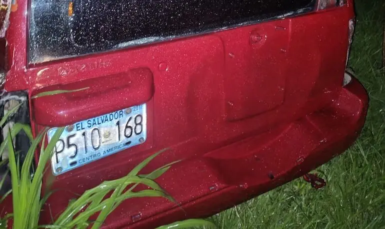 Vehículo utilizado en ataque a cervecería en Guazapa