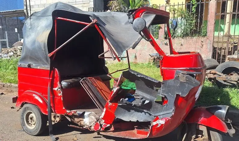 Muere conductor de mototaxi Santa Ana 22-07-2026