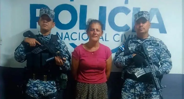 María Delfina Martínez Menjívar, 45 años de edad, intento de homicidio