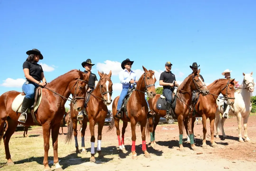 Óscar Ortiz a caballo