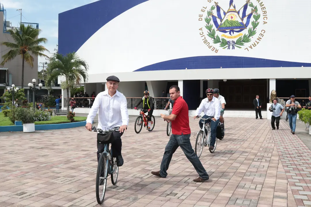 Damián Alegría en toma de posesión, nueva asamblea, diputados