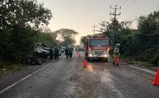 ACCIDENTE CASERÍO LAS MESAS, CHALATENANGO, UN FALLECIDO Y SEIS LESIONADOS 20-11-2025