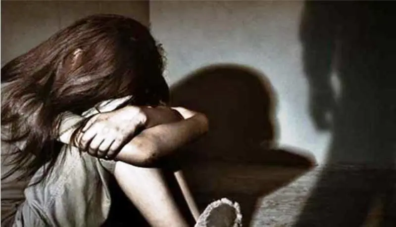 violacion en menor