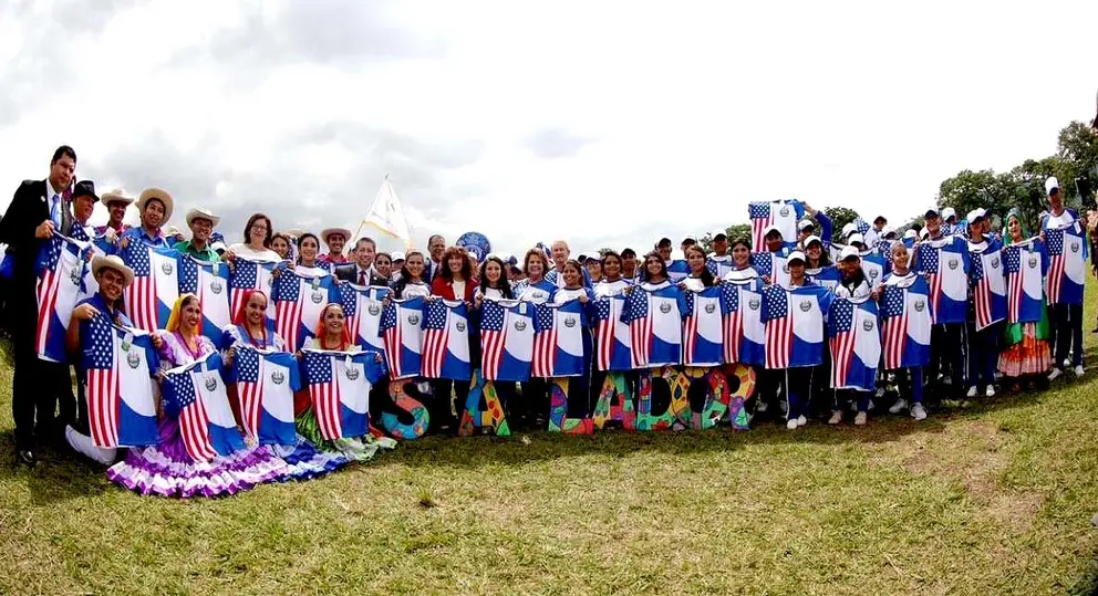 Banda El Salvador 1