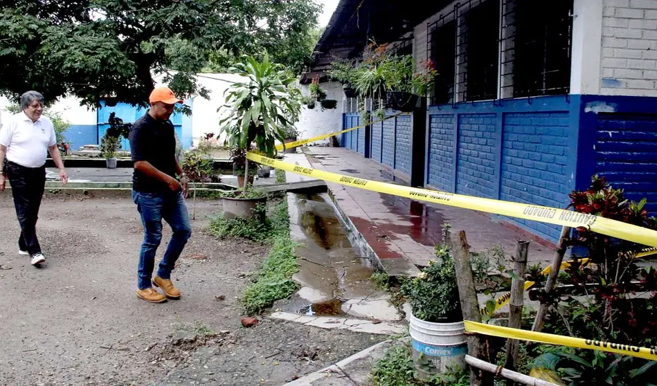 Escuelas dañadas por lluvias