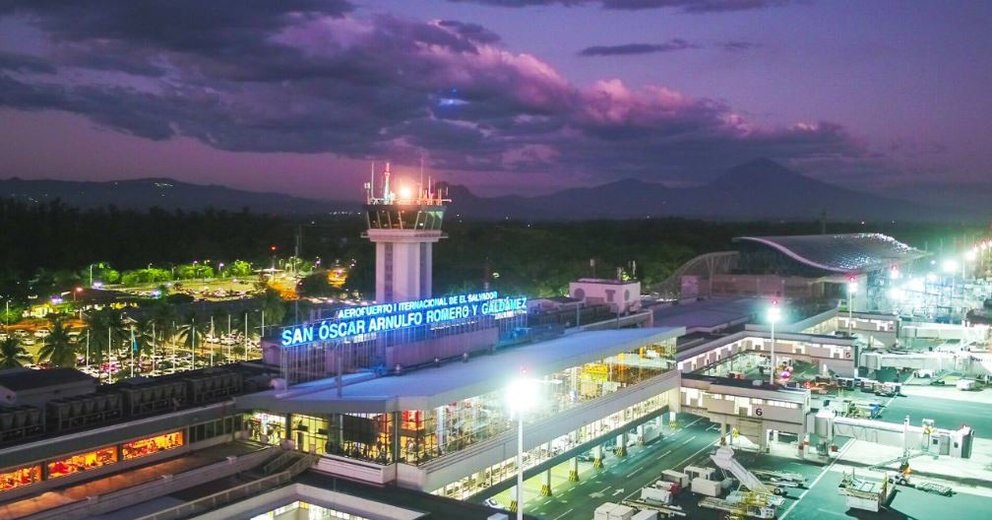 Aeropuerto Internacional El Salvador