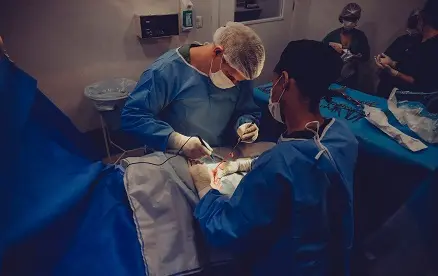 Operación médica (pexels)