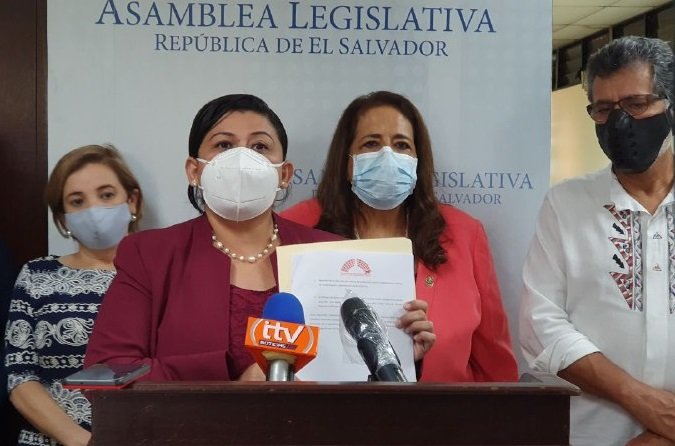 FMLN comisión pandemia