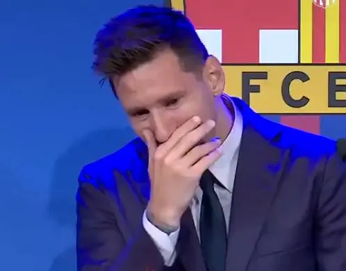 Despidiéndose en conferencia