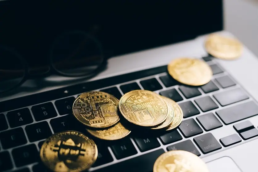 ¿Cómo invertir en Bitcoin? Consejos para empezar desde cero