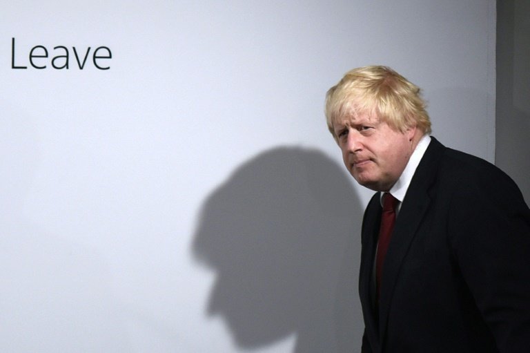 <p>Boris Johnson llega a una rueda de prensa el viernes 24 de junio en el centro de Londres</p>