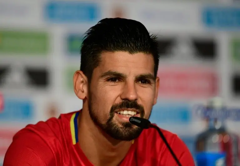 <p>El futbolista español Nolito en una rueda de prensa en Saint-Martin-de-Ré, Francia, el 24 de junio de 2016</p>