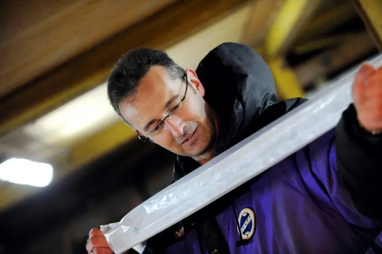 <p>El director de investigación en el Laboratorio de glaciología y geofísica del medioambiente, Jérôme Chappellaz, el 11 de abril de 2008, en Fontanil-Cornillon (Francia)</p>