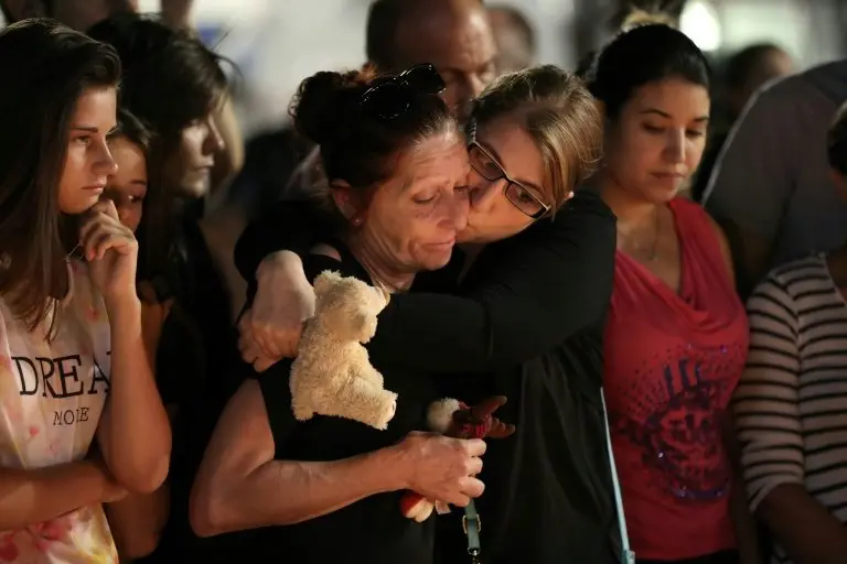 <p>Vigilia en Niza el 15 de julio de 2016, por las víctimas de la matanza de la víspera durante las celebraciones de la fiesta nacional francesa</p>