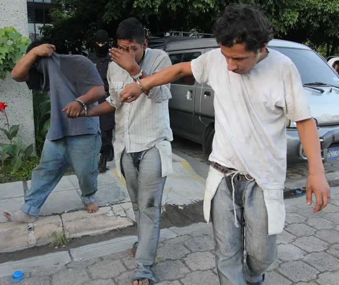 Acusados de asesinar a dos policías