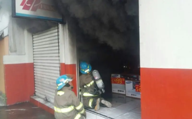 Incendio almacen Prado