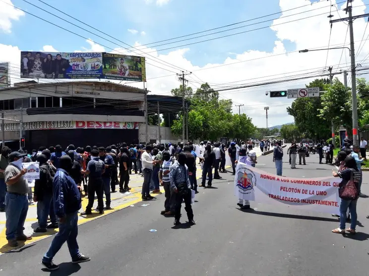 Protesta policías