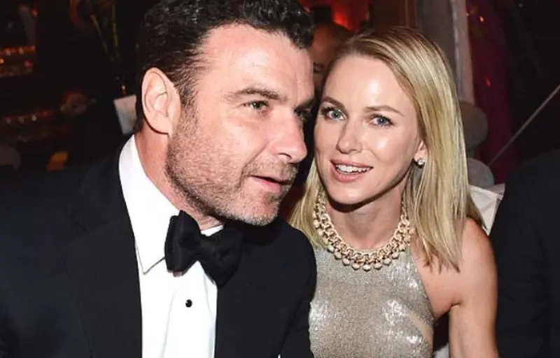 Naomi Watts y Liev Schreiber 