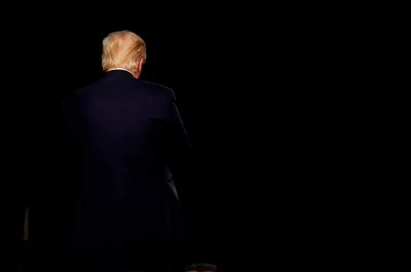 Trump solo