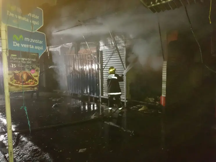 incendio en mercado de San Miguel