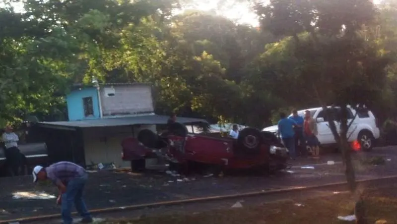 Accidente en San pedro Perulapán.