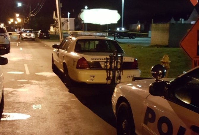 Un tiroteo en un centro nocturno de Cincinnati dejó un muerto y 14 heridos.