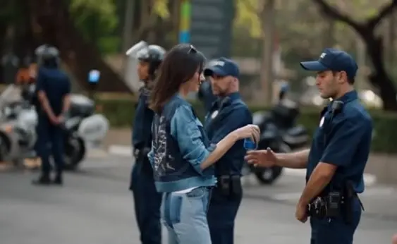 Kendall Jenner en un anuncio de Pepsi