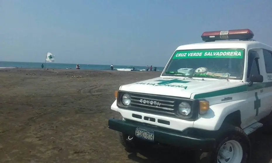 ambulancia de cruz verde