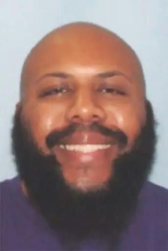This handout photograph obtained April 17, 2017 courtesy of the Cleveland Police shows Steve Stephens who police are searching for after authoritites said Stephens had murdered a man live on Facebook in the US state of Ohio.
Officials in the city of Cleveland said the suspect, 37, shot his 74-year old victim at random -- a cold-blooded killing which was livestreamed on the internet. / AFP PHOTO / AFP PHOTO AND CLEVELAND POLICE / CLEVELAND POLICE / XGTY == RESTRICTED TO EDITORIAL USE / MANDATORY CREDIT: "AFP PHOTO / CLEVELAND POLICE" / NO MARKETING / NO ADVERTISING CAMPAIGNS / DISTRIBUTED AS A SERVICE TO CLIENTS ==