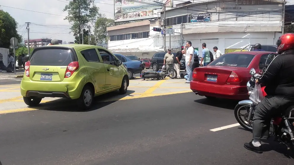 Accidente en la Juan Pablo II