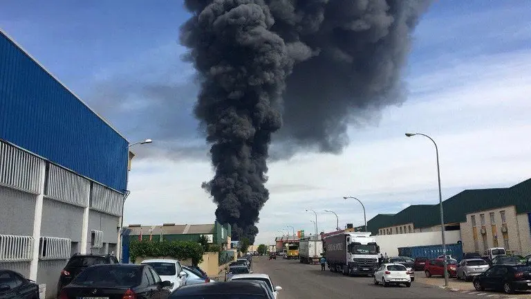 Explosión en una planta recicladora en Madrid, España