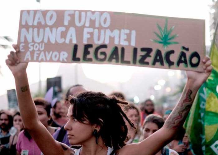 Piden legalización de la marihuana en Brasil