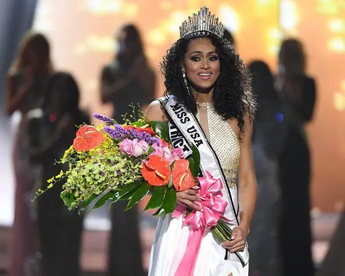 Kara McCullough. Miss USA 2017
