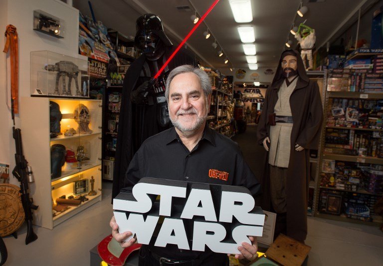 (FILES) This file photo taken on November 24, 2015 shows Steve Sansweet, owner and self-proclaimed CEO of Rancho Obi-Wan, the world's largest private collection of Star Wars memorabilia in Petaluma, California.
Sansweet said on June 5, 2017, a longtime friend had robbed him of more than 100 items, including rare vintage US and foreign carded action figures. Sansweet identified the suspect as Carl Cunningham, a well-known Star Wars collector and R2-D2 builder from Marietta, Georgia. 
 / AFP PHOTO / Josh Edelson