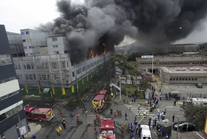 Incendio Perú