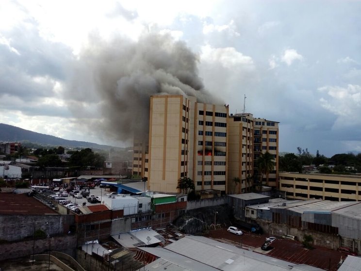 Incendio en Tres Torres, ministerio de Hacienda