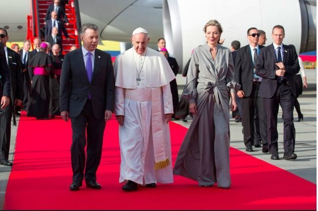 Papa visita Colombia