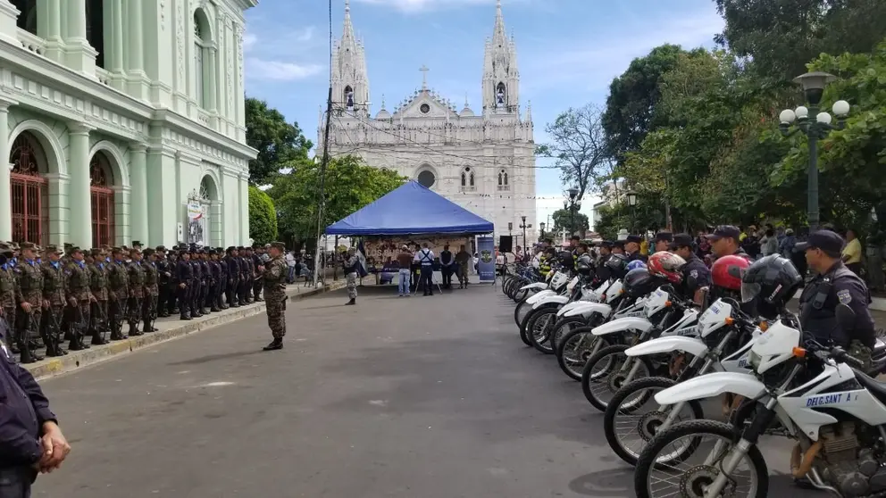 Plan navideño en Santa Ana