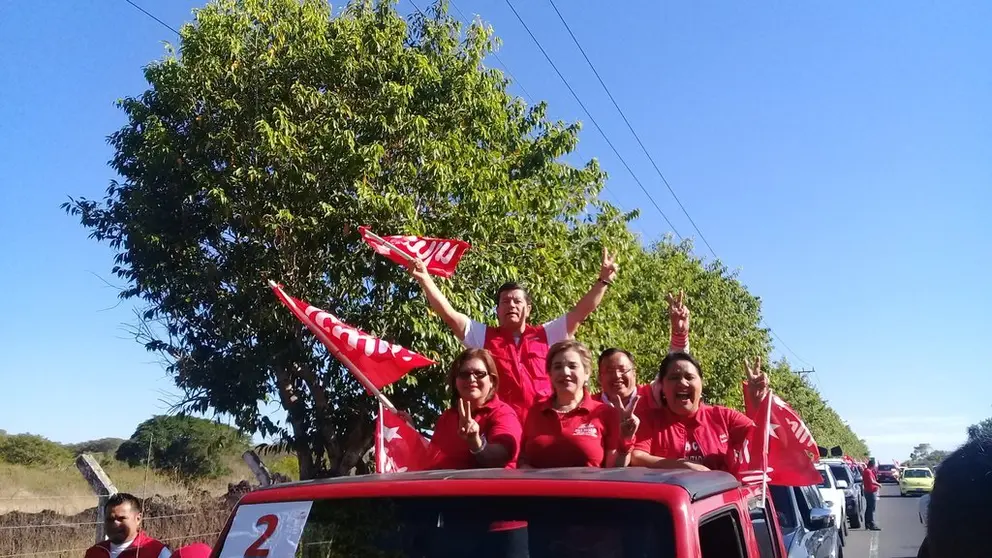 Caravana del FMLN