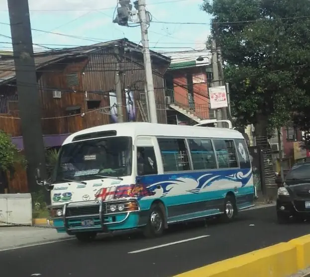 asesinato microbús