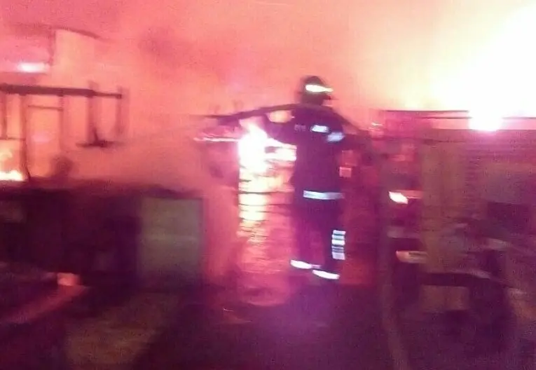 Incendio en mercado de Usulután