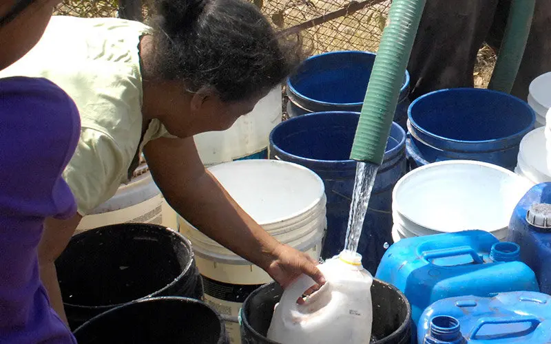 Falta de agua en la Monteblanco