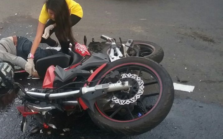 motocilista muere en carretera a Santa Ana 